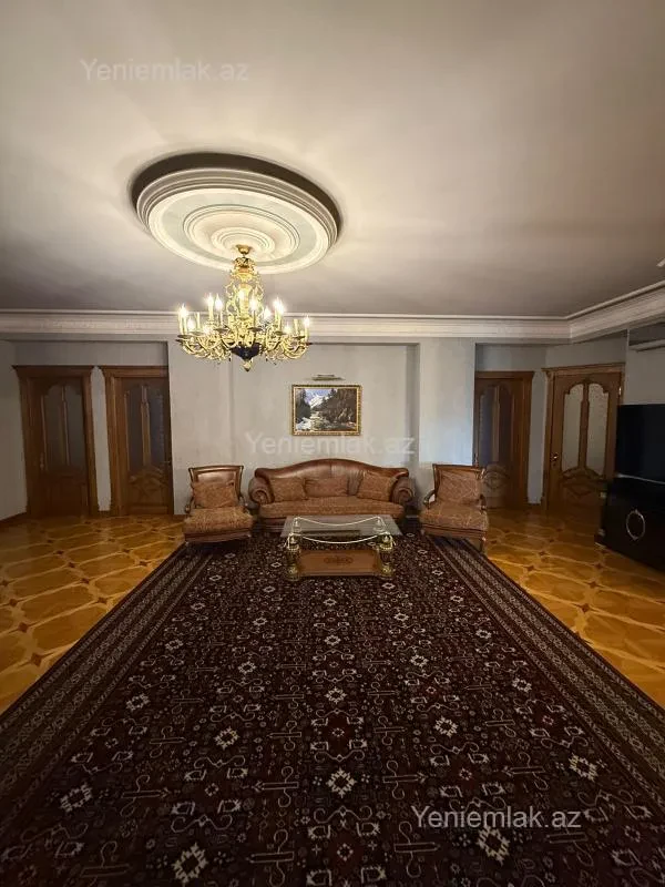 Satılır 5 otaqlı yeni tikili 260 m²