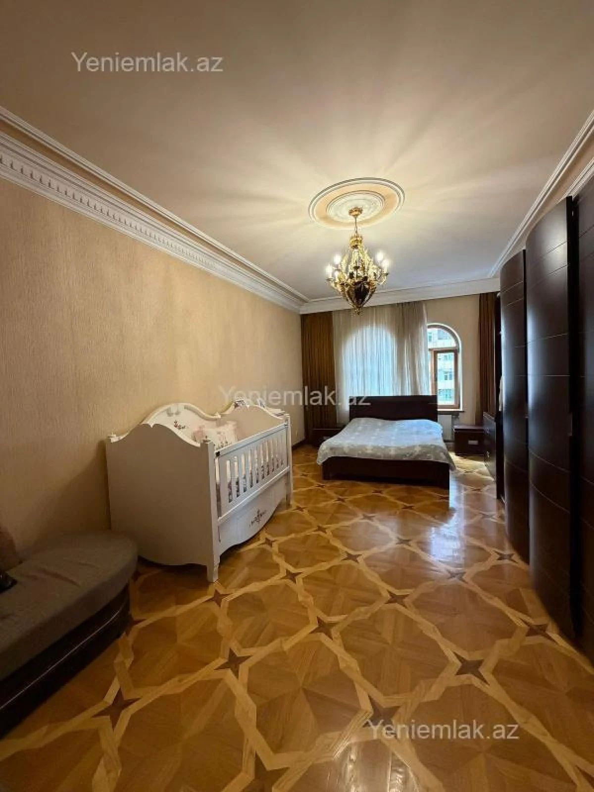 Satılır 5 otaqlı yeni tikili 260 m²