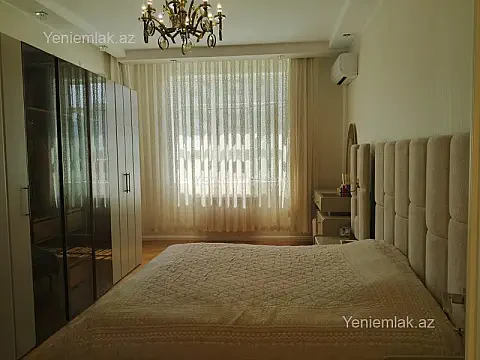 Satılır 4 otaqlı yeni tikili 156 m²