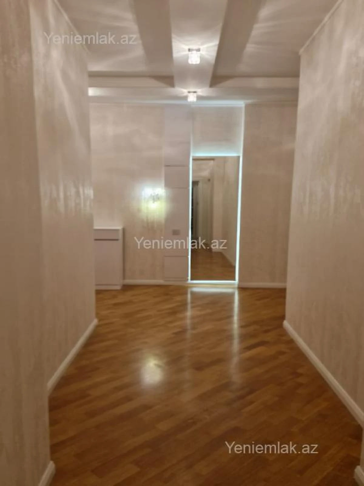 Satılır 4 otaqlı yeni tikili 156 m²