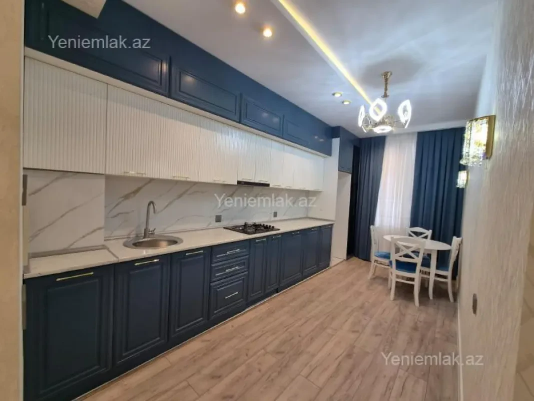 Satılır 3 otaqlı yeni tikili 110 m²