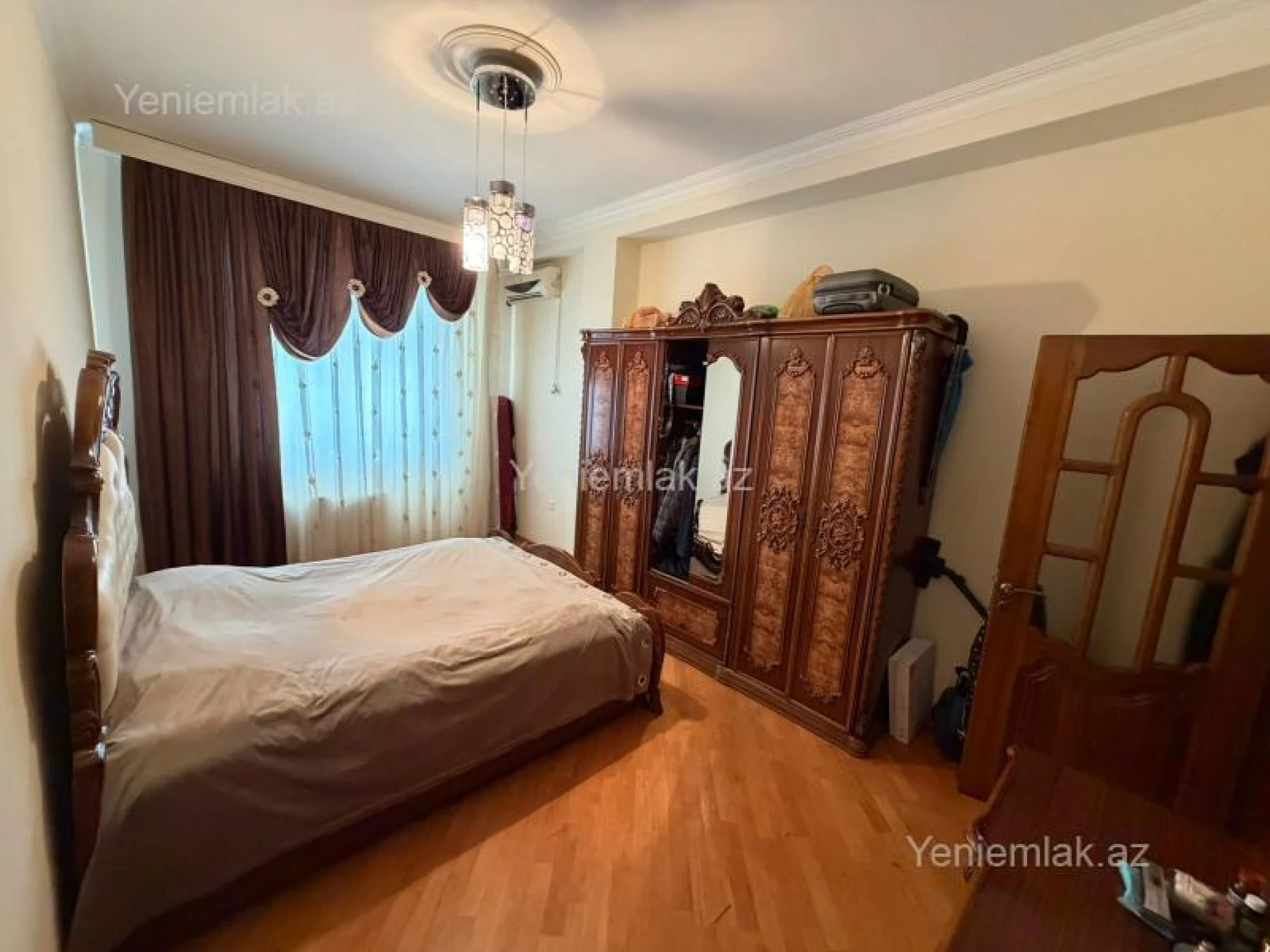 Satılır 3 otaqlı yeni tikili 125 m²