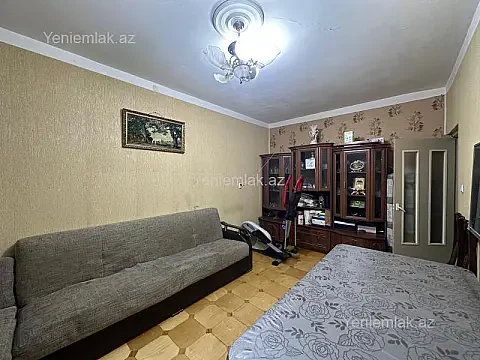 Satılır 2 otaqlı köhnə tikili 60 m²