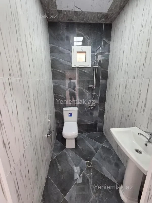 Satılır 4 otaqlı həyət evi 120 m²