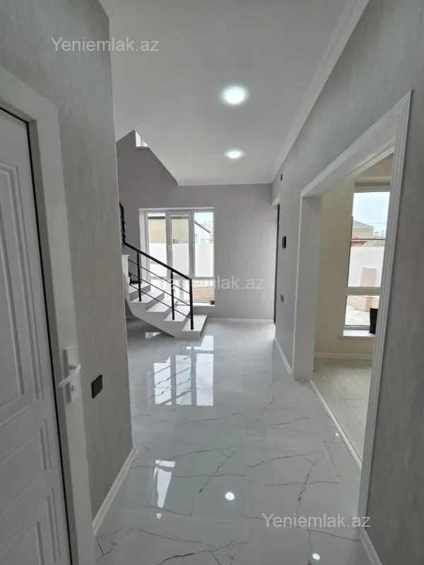 Satılır 4 otaqlı həyət evi 120 m²