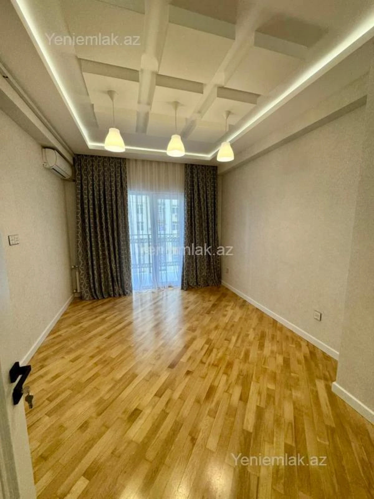 Satılır 3 otaqlı yeni tikili 106 m²