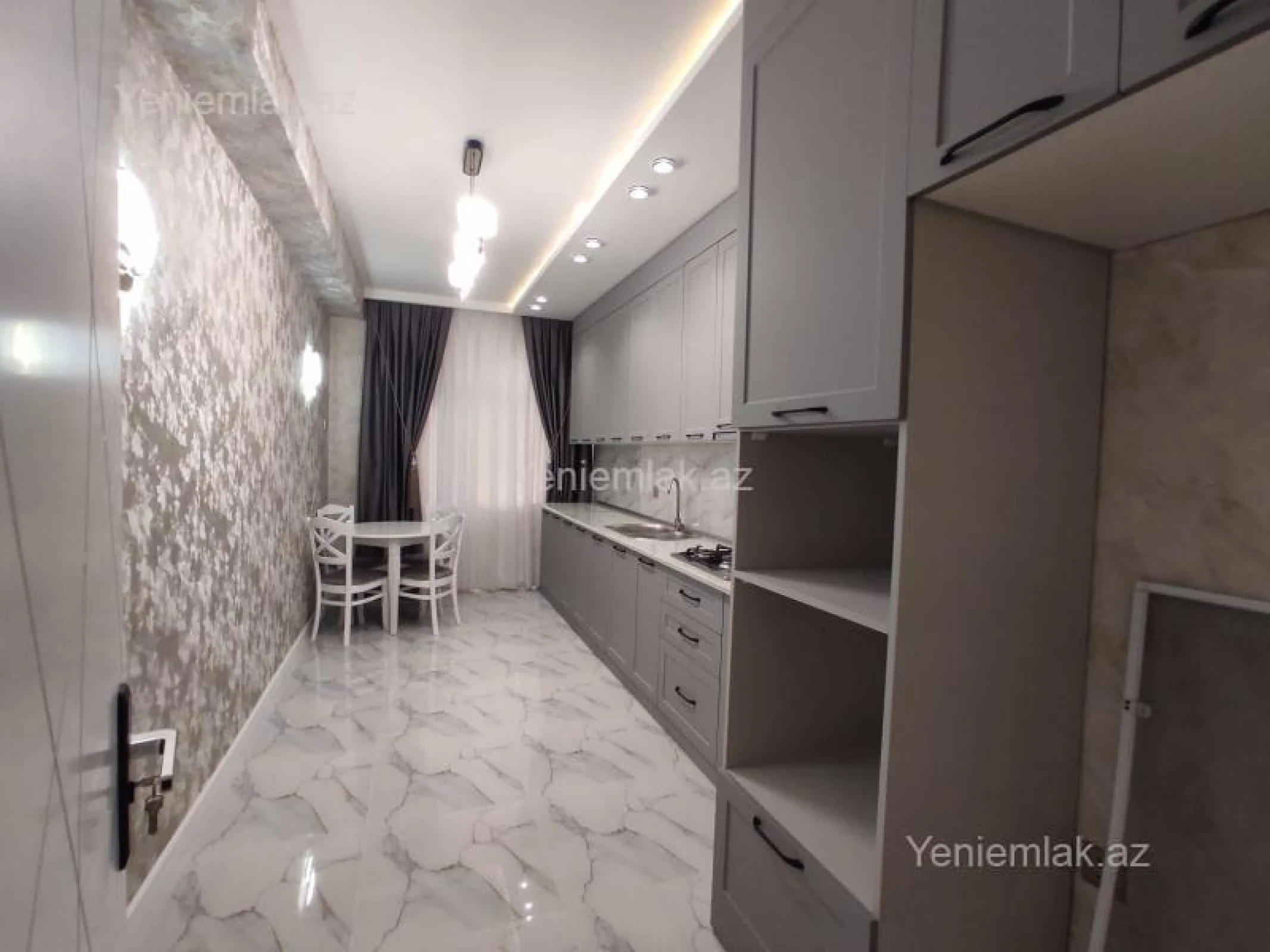 Satılır 2 otaqlı yeni tikili 88 m²