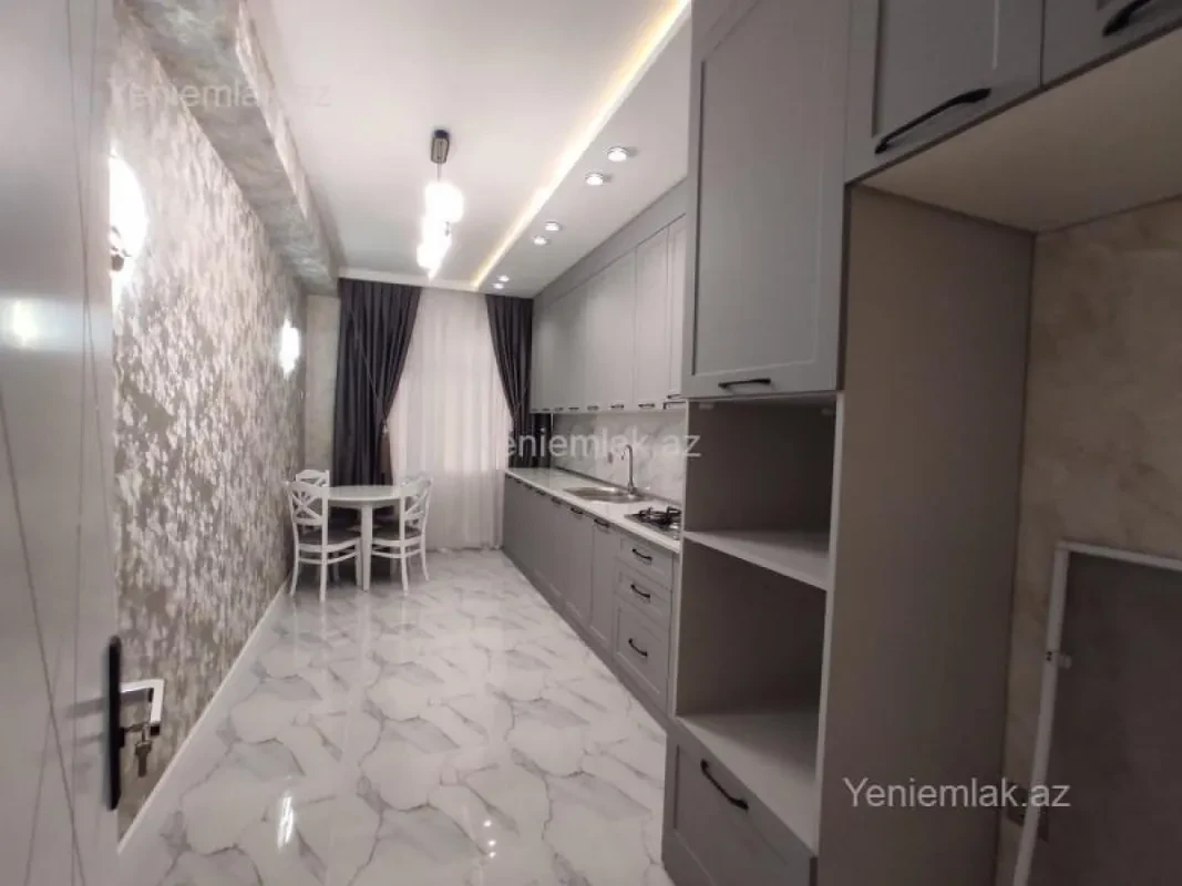 Satılır 2 otaqlı yeni tikili 88 m²