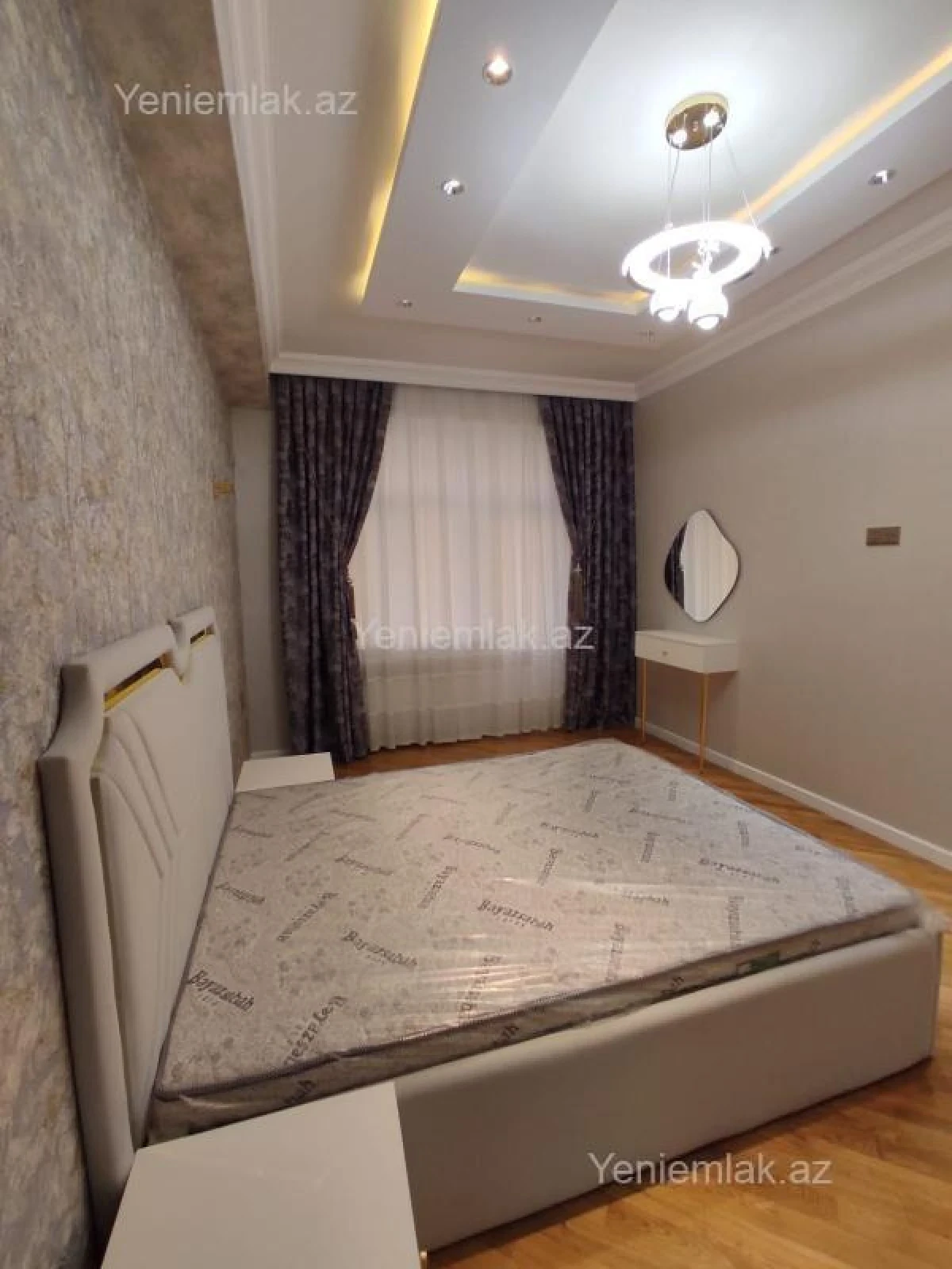 Satılır 2 otaqlı yeni tikili 88 m²