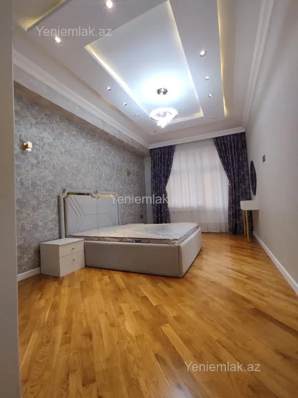 Satılır 2 otaqlı yeni tikili 88 m²
