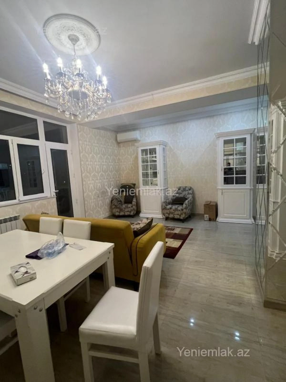 Satılır 2 otaqlı yeni tikili 98 m²