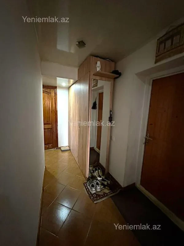 Satılır 3 otaqlı köhnə tikili 90 m²