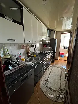Satılır 3 otaqlı köhnə tikili 90 m²