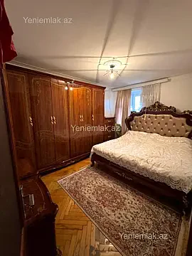 Satılır 3 otaqlı köhnə tikili 90 m²