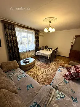 Satılır 3 otaqlı köhnə tikili 90 m²