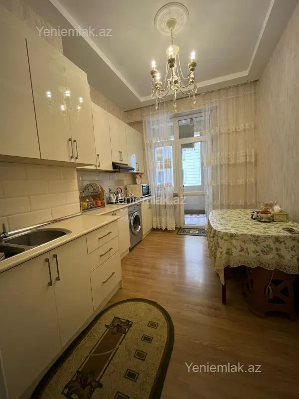 Satılır 3 otaqlı yeni tikili 90 m²