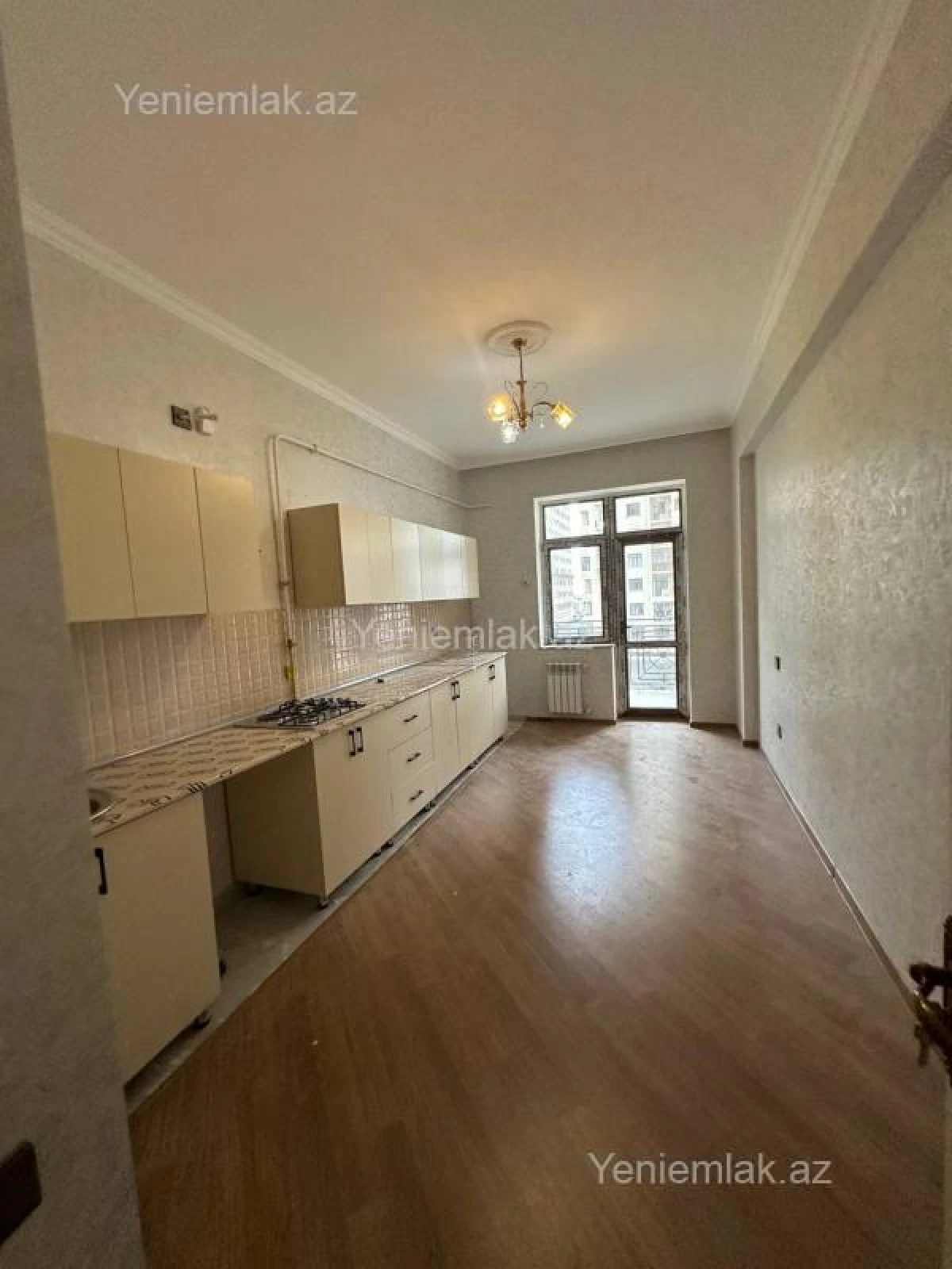 Satılır 3 otaqlı yeni tikili 120 m²
