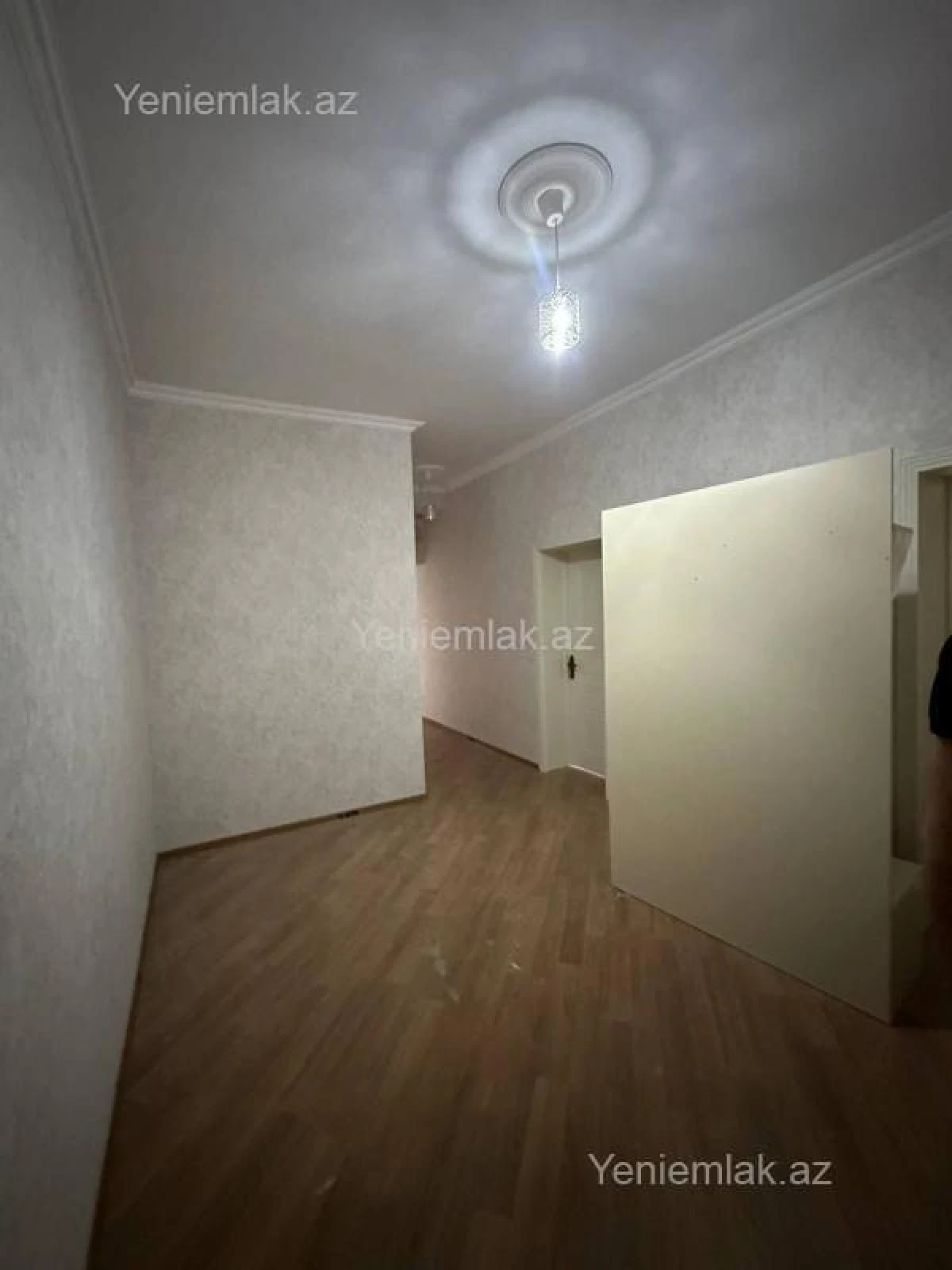 Satılır 3 otaqlı yeni tikili 120 m²