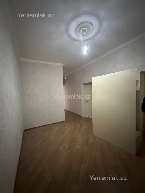 Satılır 3 otaqlı yeni tikili 120 m²