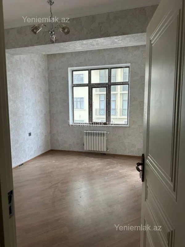 Satılır 3 otaqlı yeni tikili 120 m²