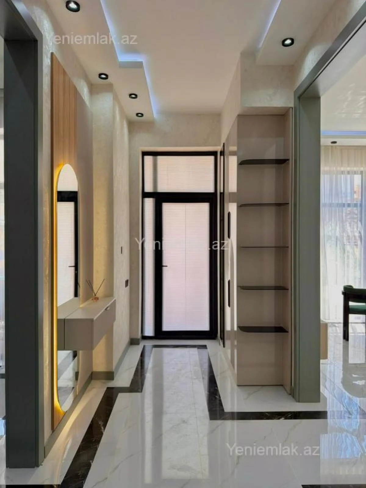 Satılır 4 otaqlı həyət evi 175 m²