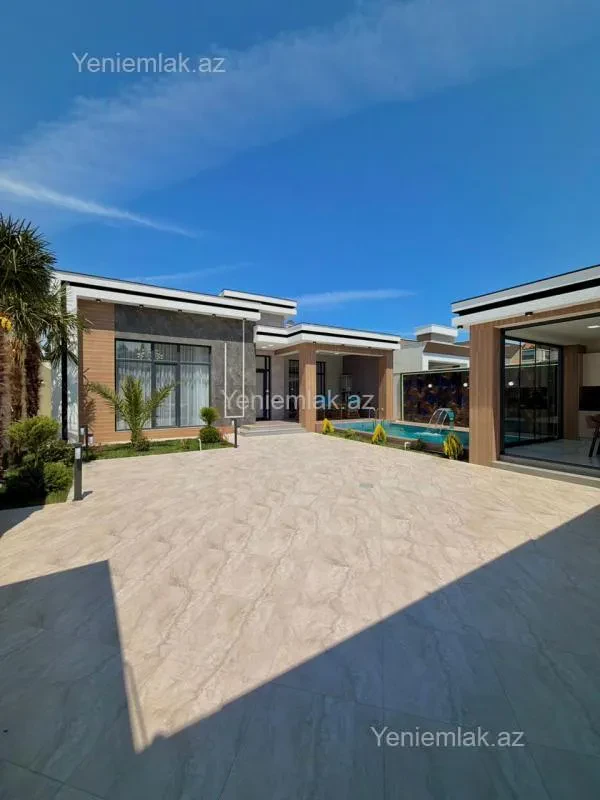 Satılır 4 otaqlı həyət evi 175 m²