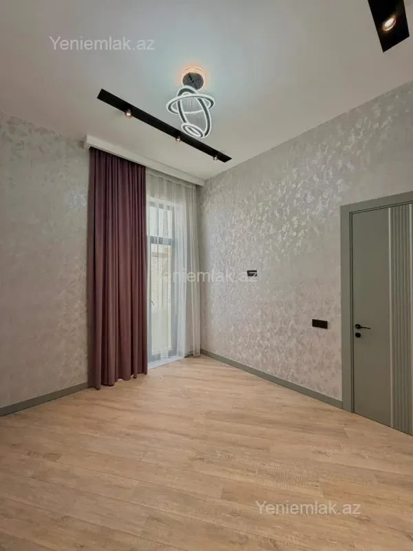Satılır 4 otaqlı həyət evi 175 m²