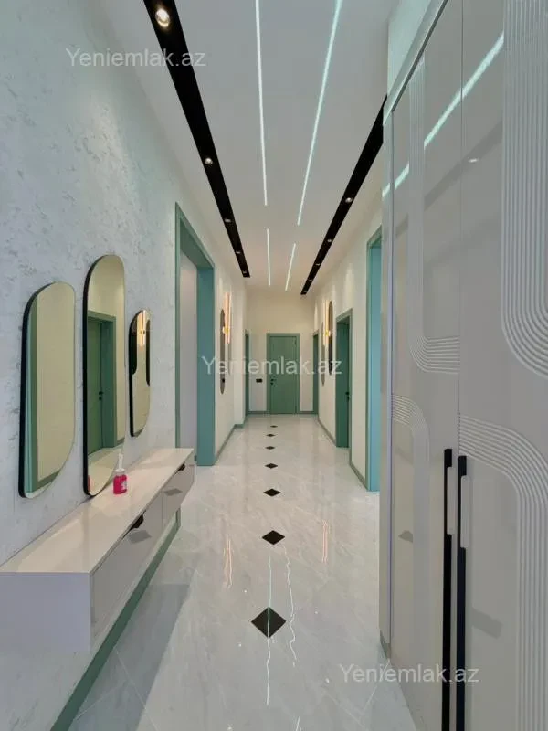 Satılır 4 otaqlı həyət evi 150 m²