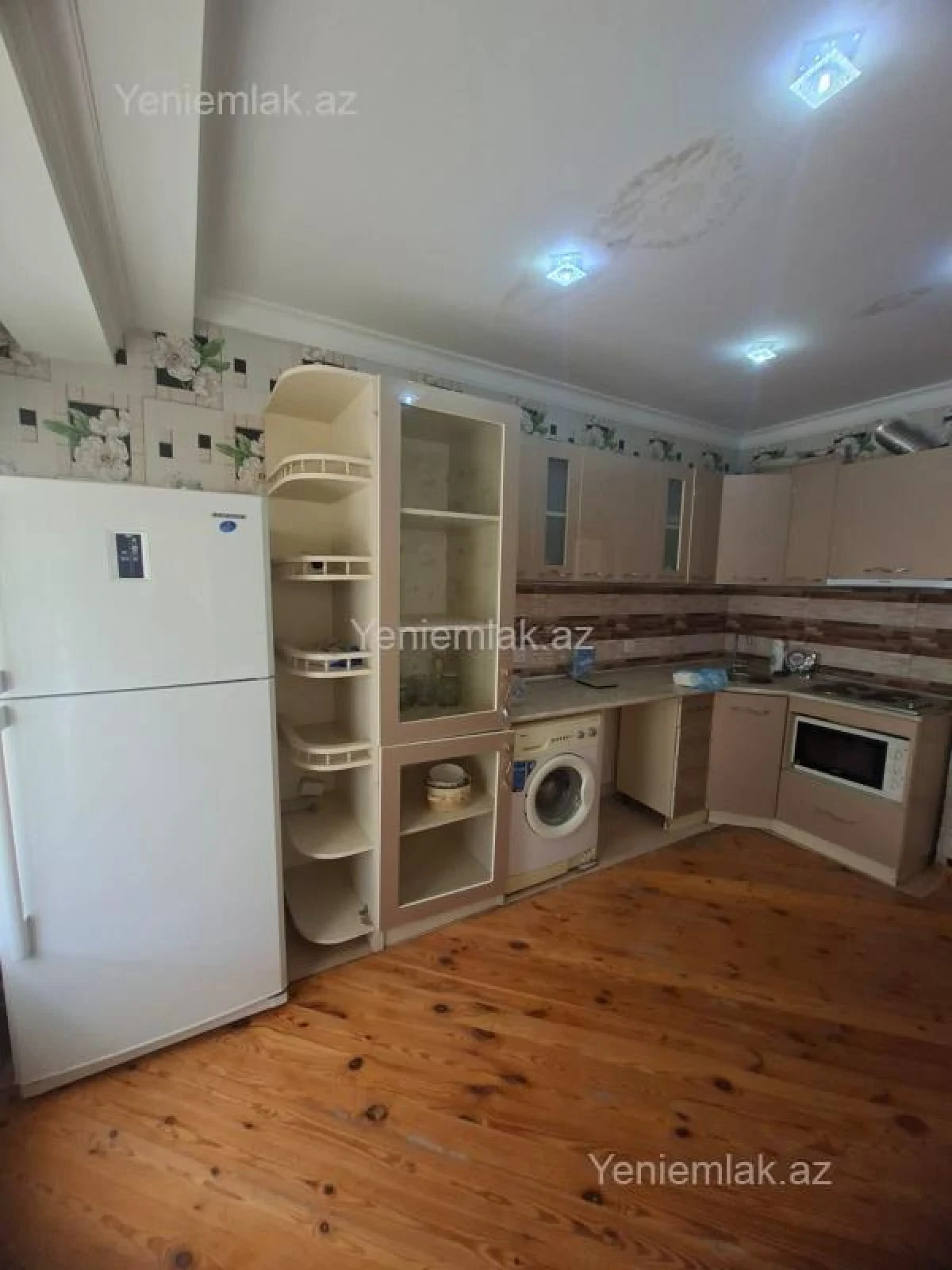 Satılır 2 otaqlı yeni tikili 70 m²
