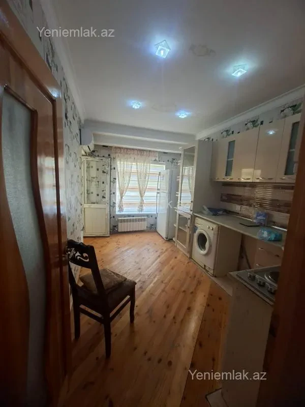 Satılır 2 otaqlı yeni tikili 70 m²