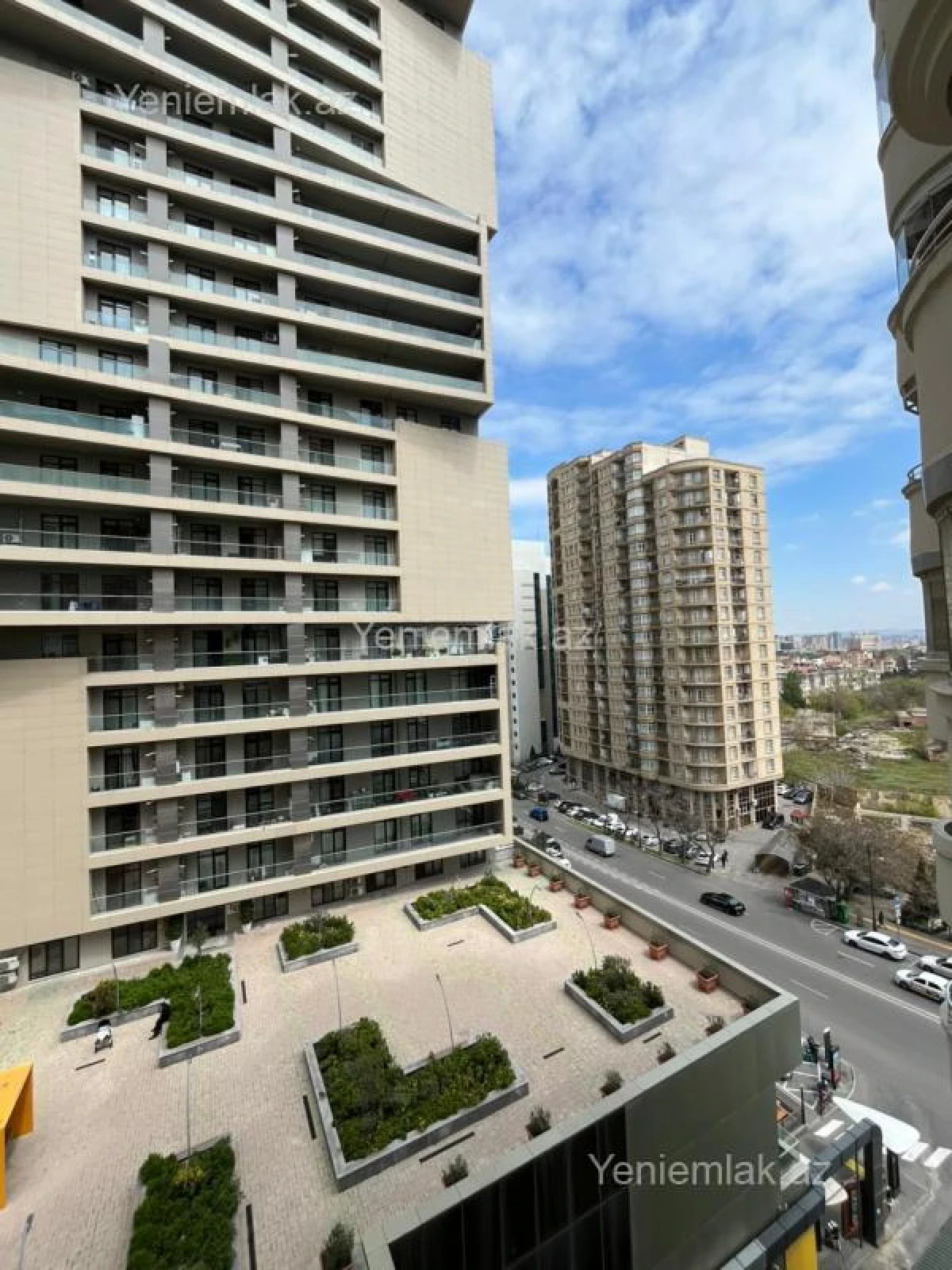 Satılır 3 otaqlı yeni tikili 200 m²