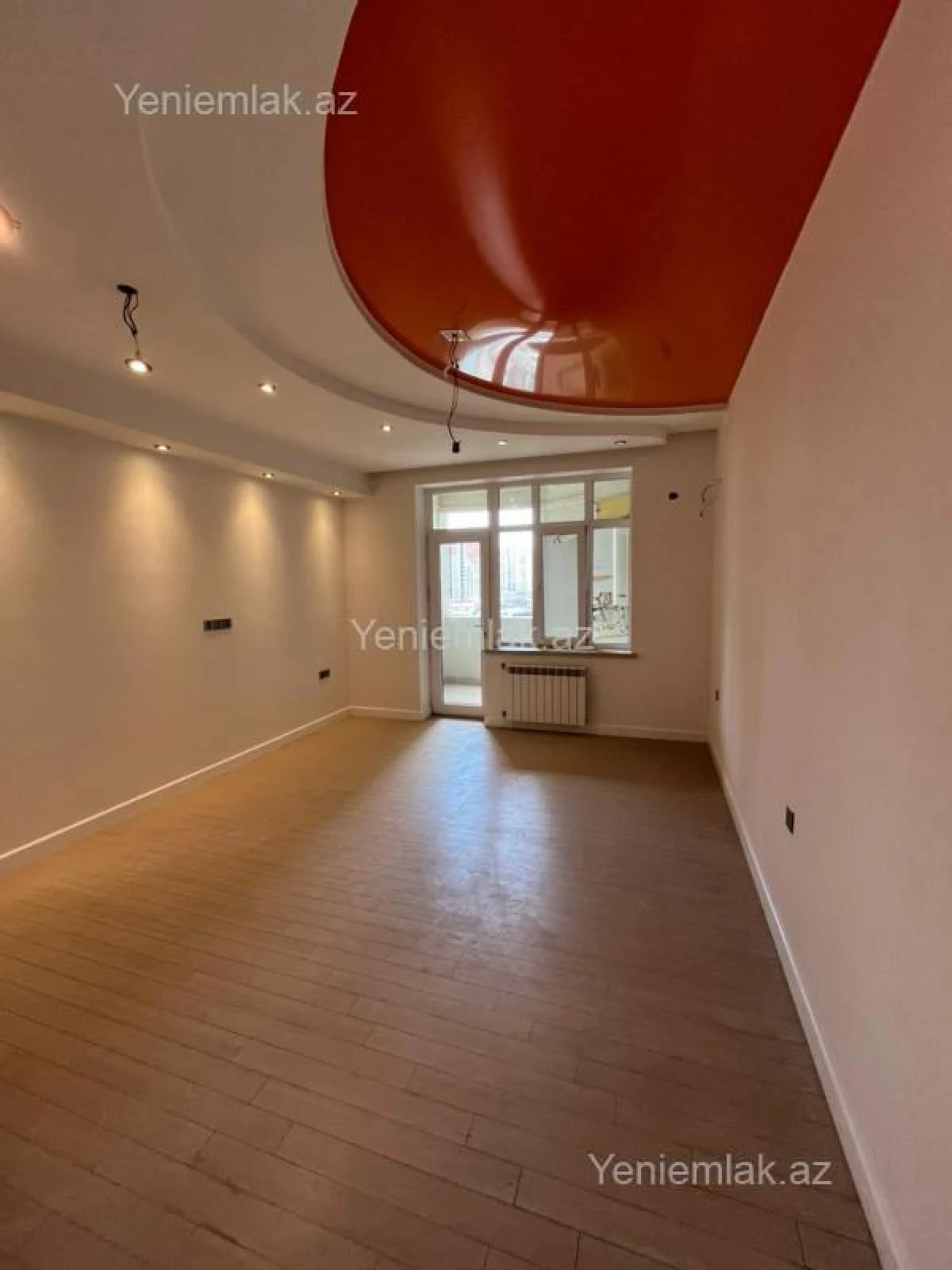 Satılır 3 otaqlı yeni tikili 200 m²