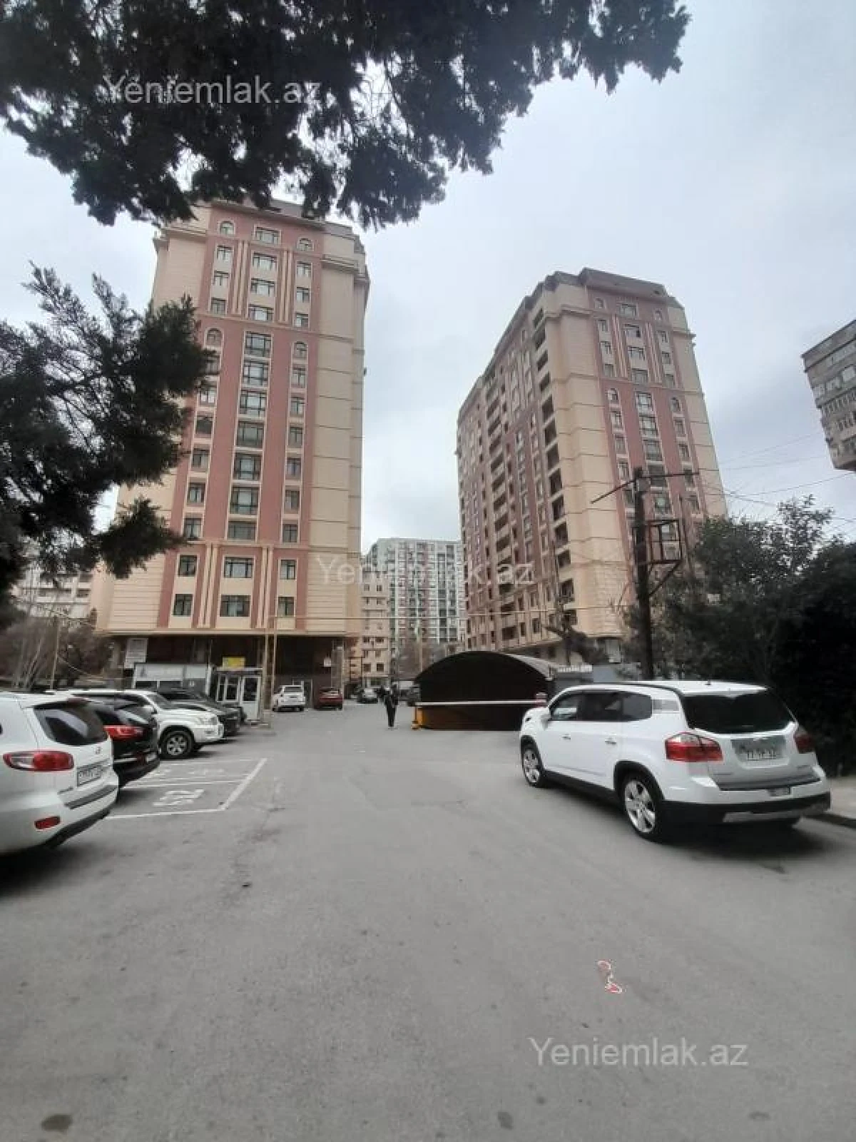 Satılır 2 otaqlı yeni tikili 55 m²