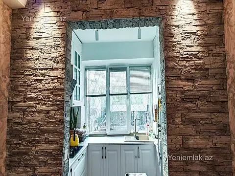 Satılır 3 otaqlı köhnə tikili 70 m²