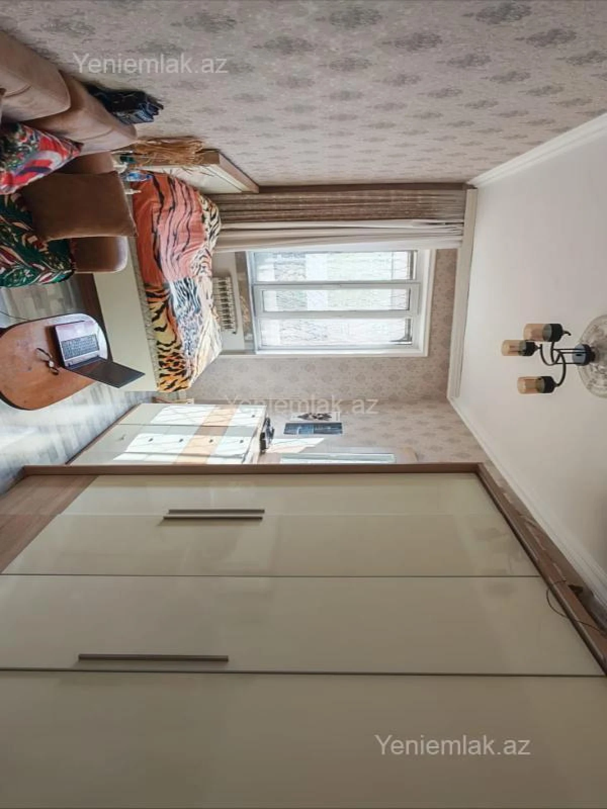 Satılır 3 otaqlı köhnə tikili 70 m²