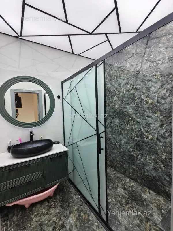 Satılır 3 otaqlı yeni tikili 158 m²