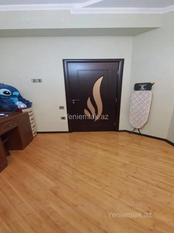 Satılır 2 otaqlı yeni tikili 64 m²