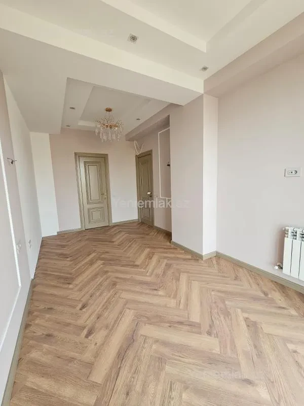 Satılır 4 otaqlı yeni tikili 130 m²