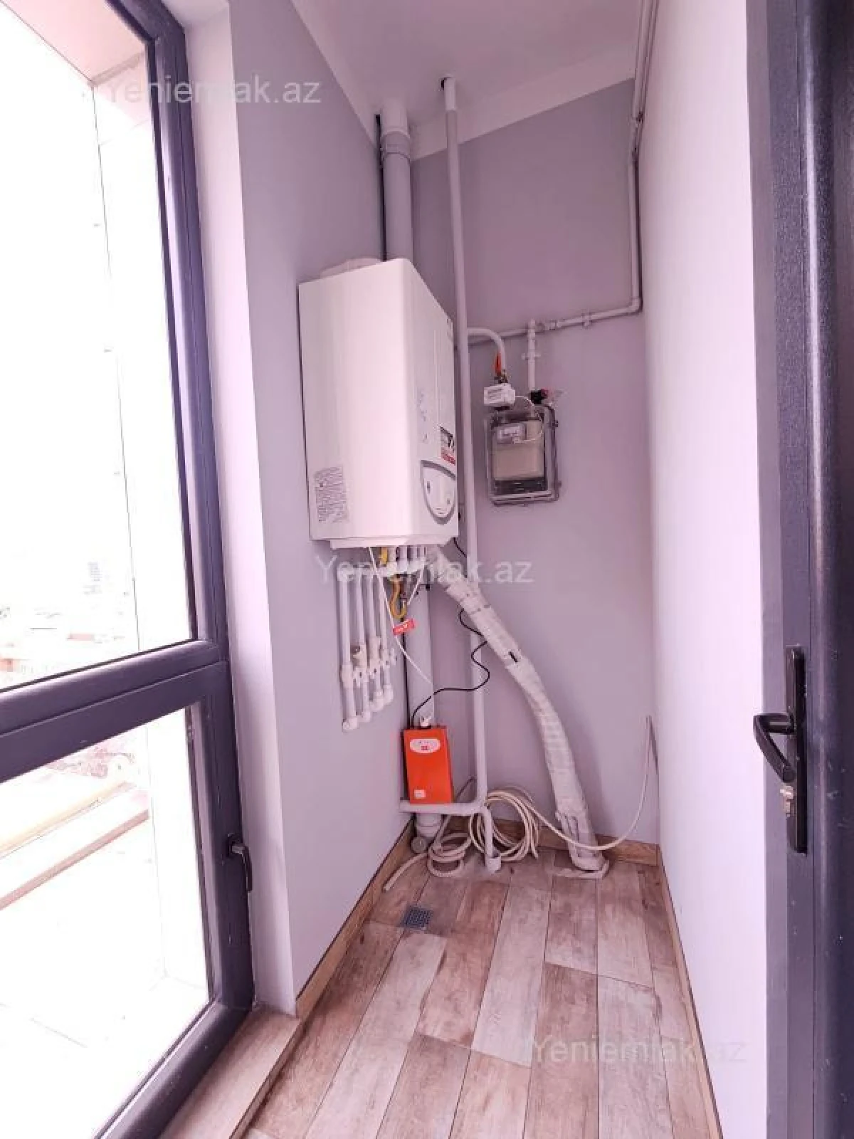 Satılır 4 otaqlı yeni tikili 130 m²