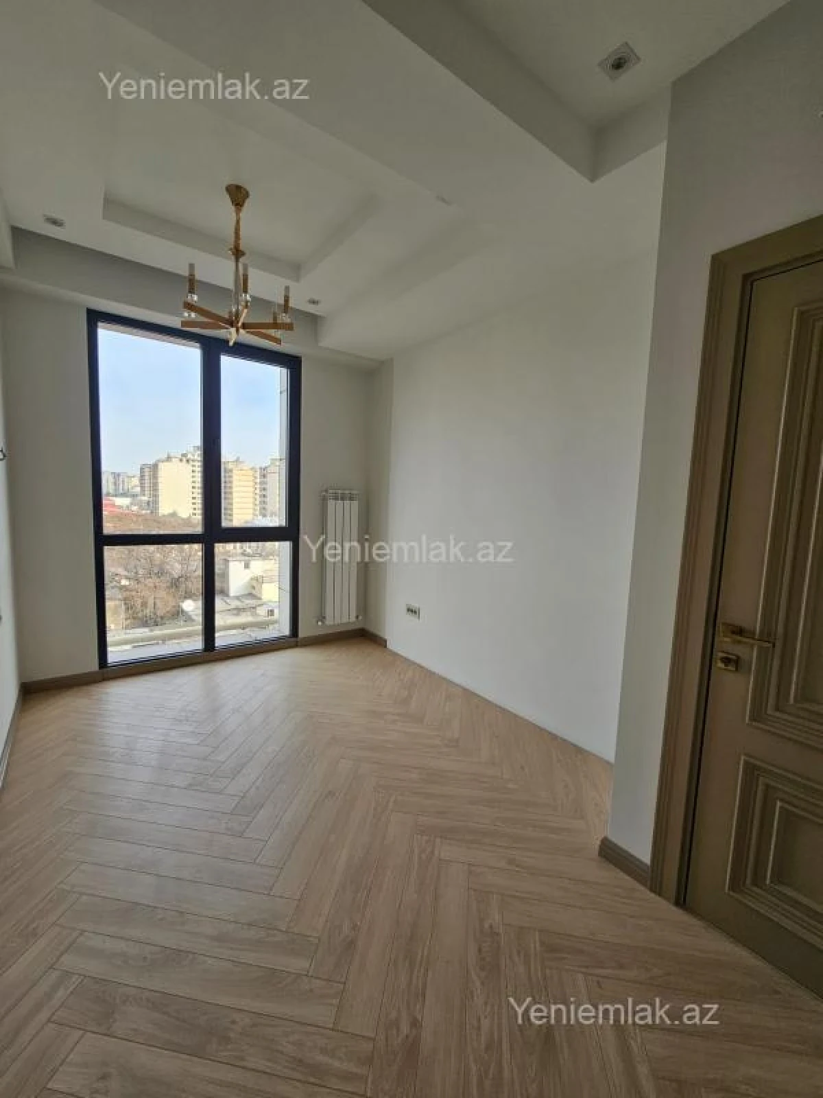 Satılır 4 otaqlı yeni tikili 130 m²