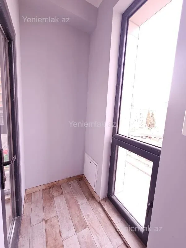 Satılır 4 otaqlı yeni tikili 130 m²