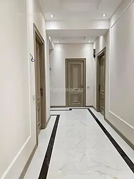 Satılır 4 otaqlı yeni tikili 130 m²