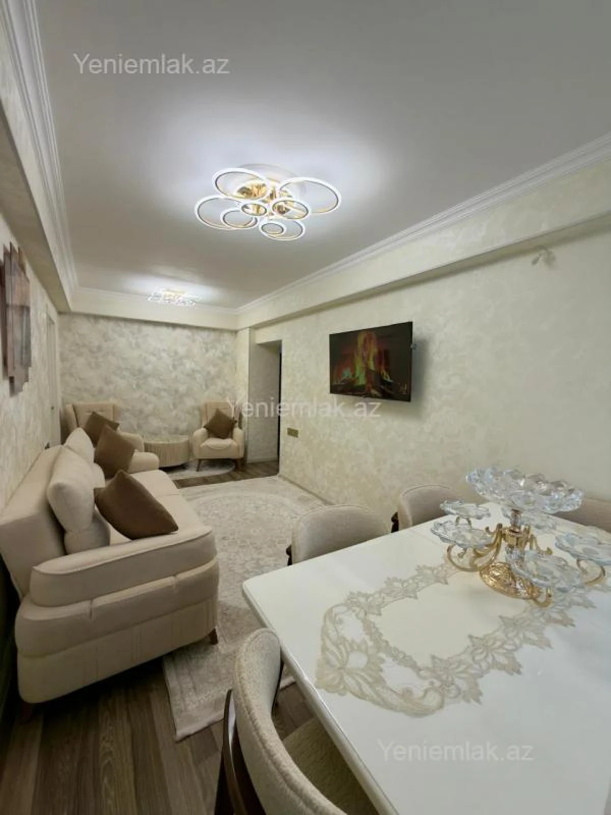 Satılır 3 otaqlı yeni tikili 85 m²