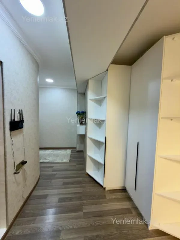 Satılır 3 otaqlı yeni tikili 85 m²
