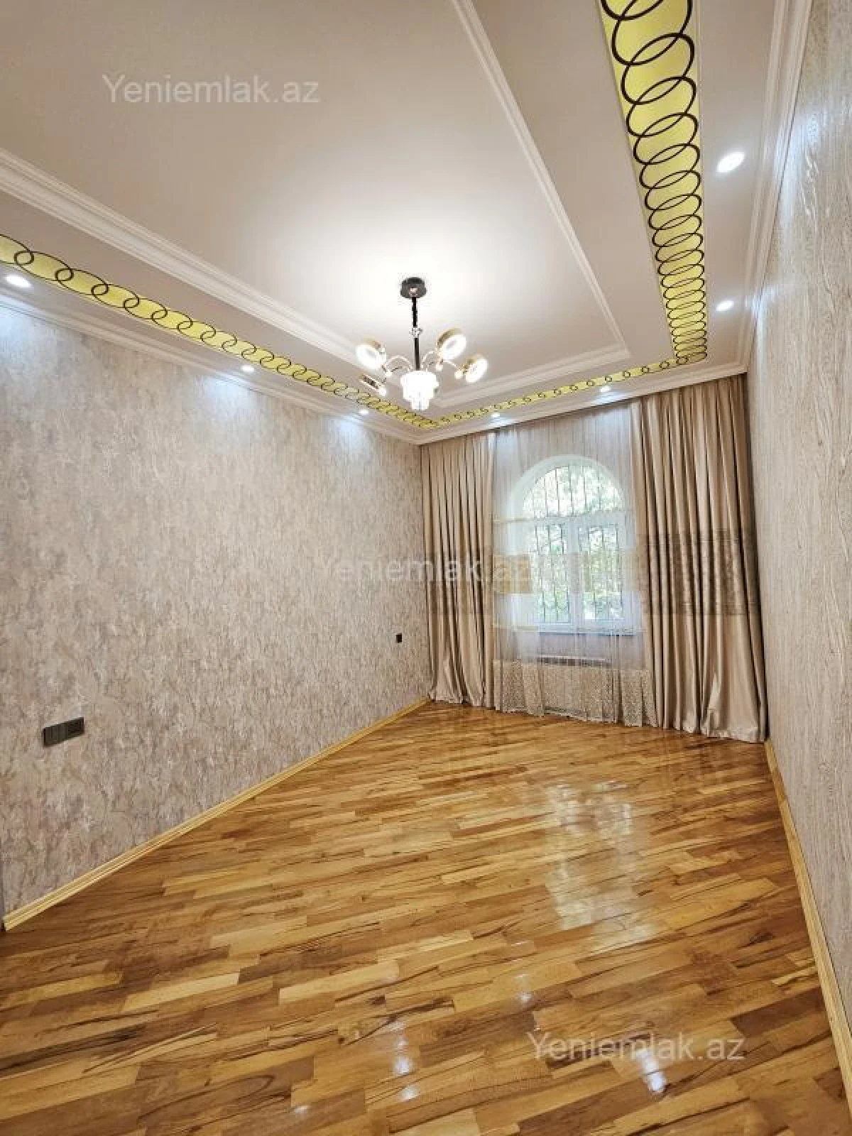 Satılır 4 otaqlı həyət evi 170 m²
