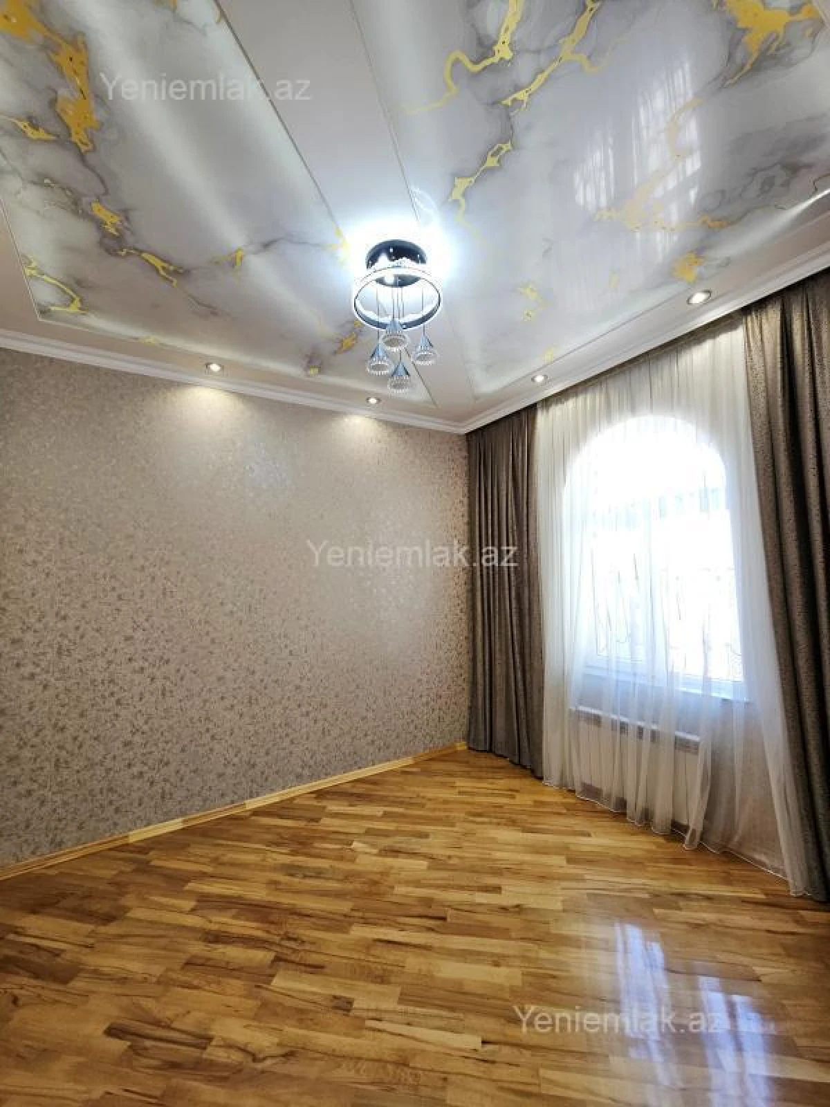 Satılır 4 otaqlı həyət evi 170 m²