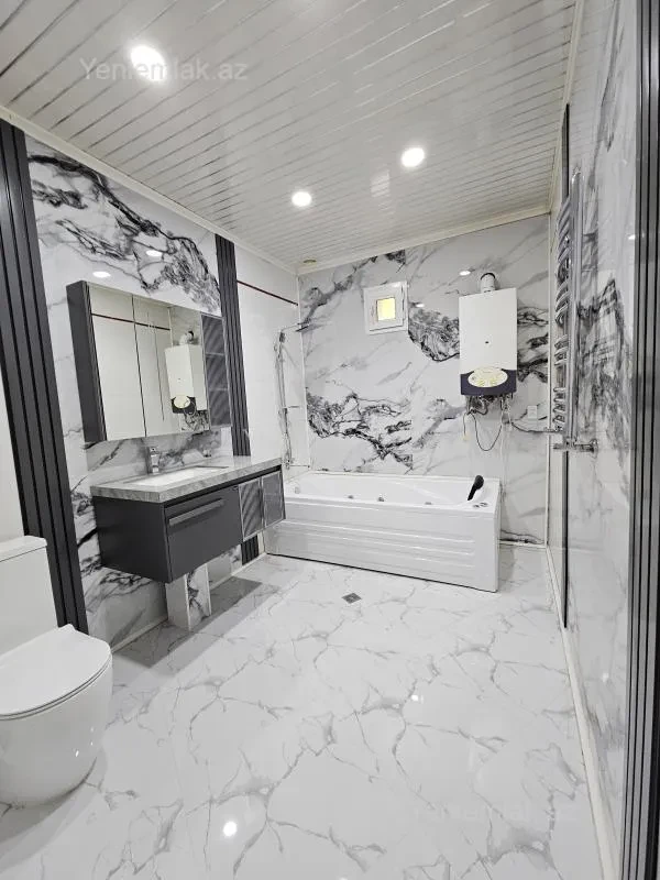 Satılır 4 otaqlı həyət evi 170 m²