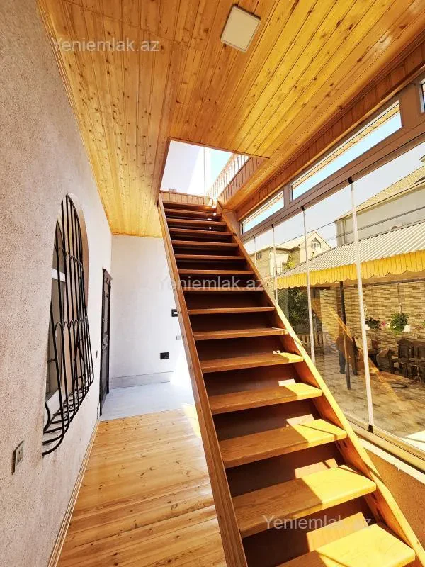 Satılır 4 otaqlı həyət evi 170 m²