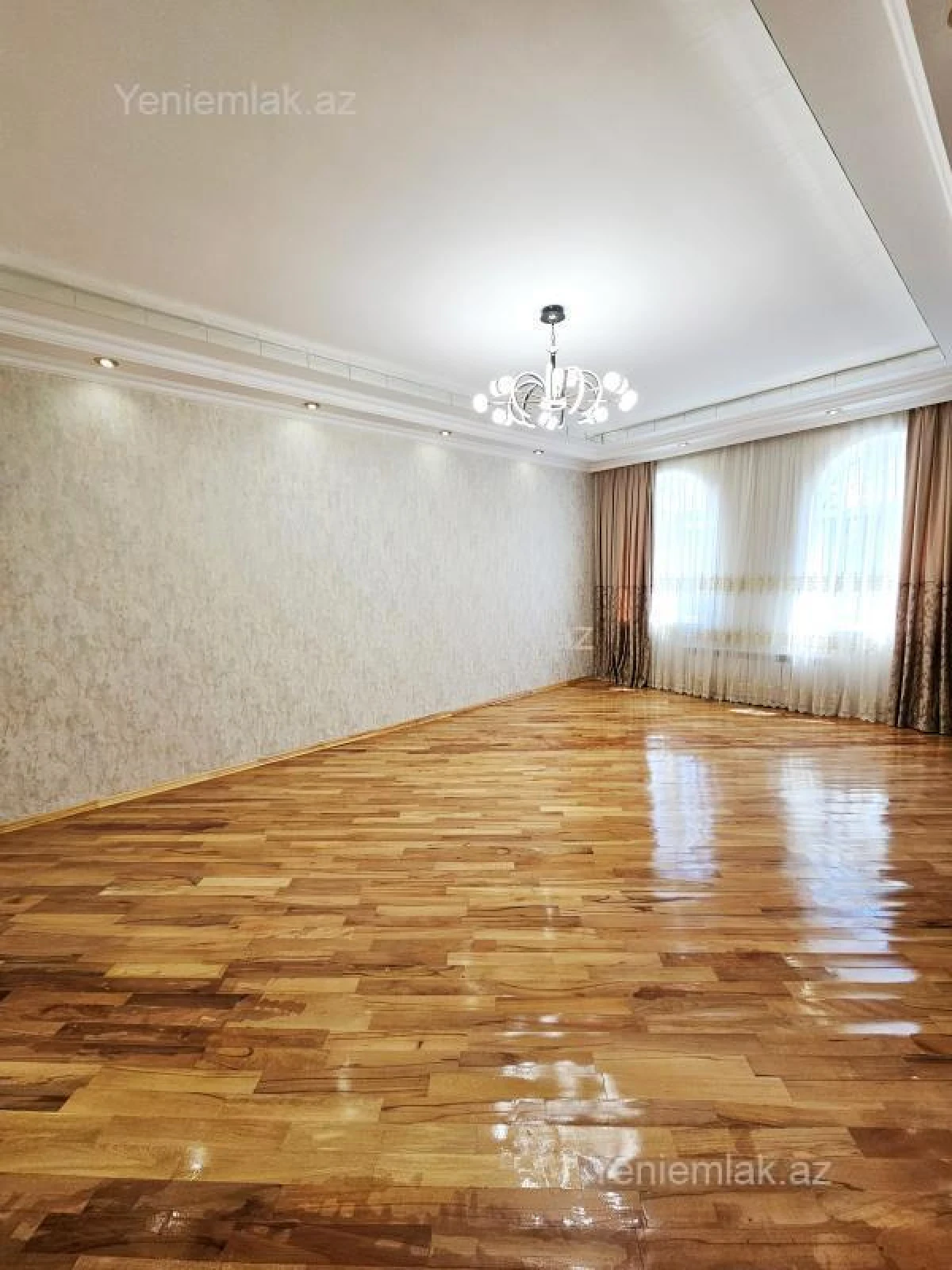 Satılır 4 otaqlı həyət evi 170 m²