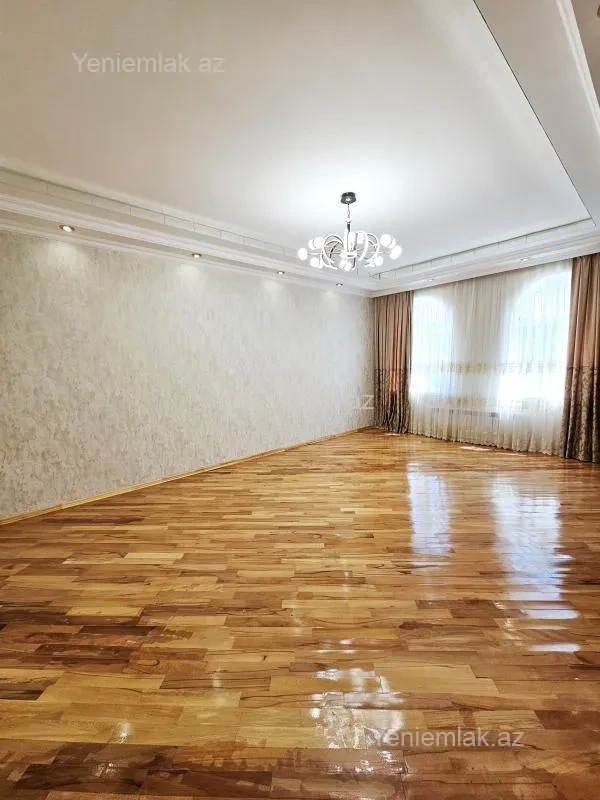 Satılır 4 otaqlı həyət evi 170 m²